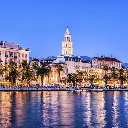 Center Of Tonya アパート スプリト